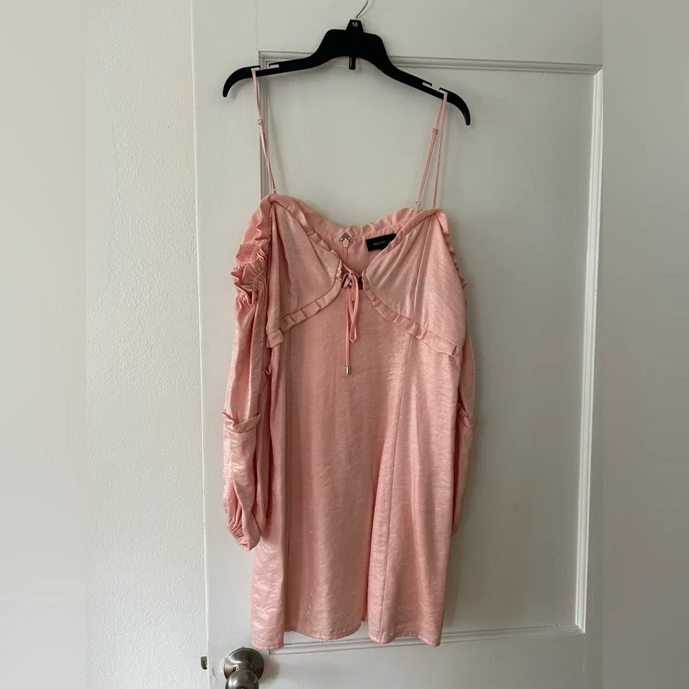 Majorelle Light Pink Off-Shoulder Dress Sz L - Picture 3 of 7